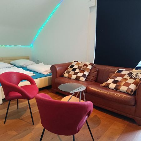 In Villa 56 Qm Apartment, 24 H Check-In,Free Parking 하노버 외부 사진
